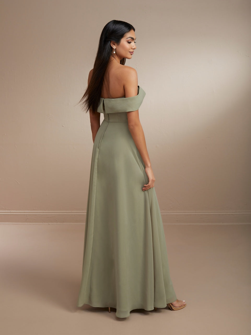 Off-the-Shoulder A-line Bridesmaid Dress
