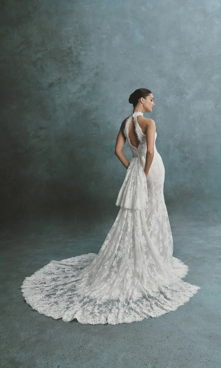 Lace Halter Mermaid Wedding Dress
