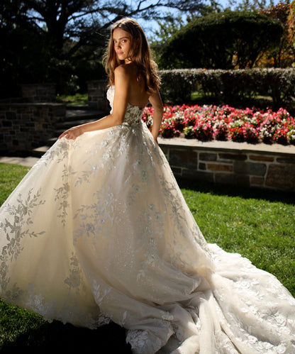 Sparkling Lace Wedding Gown