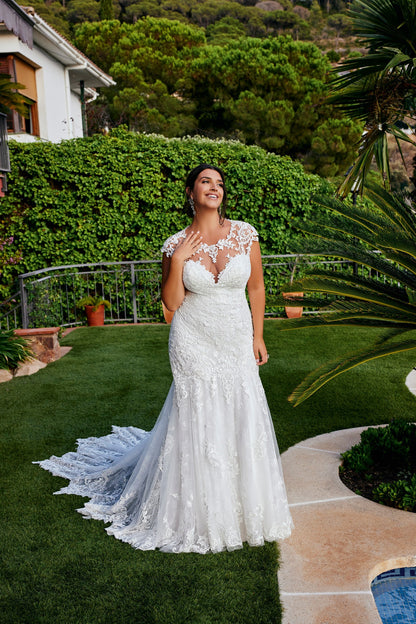 Andra Wedding Dress