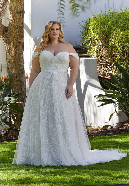 Laurentina Wedding Dress