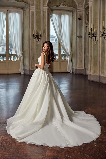 Blanche Wedding Dress