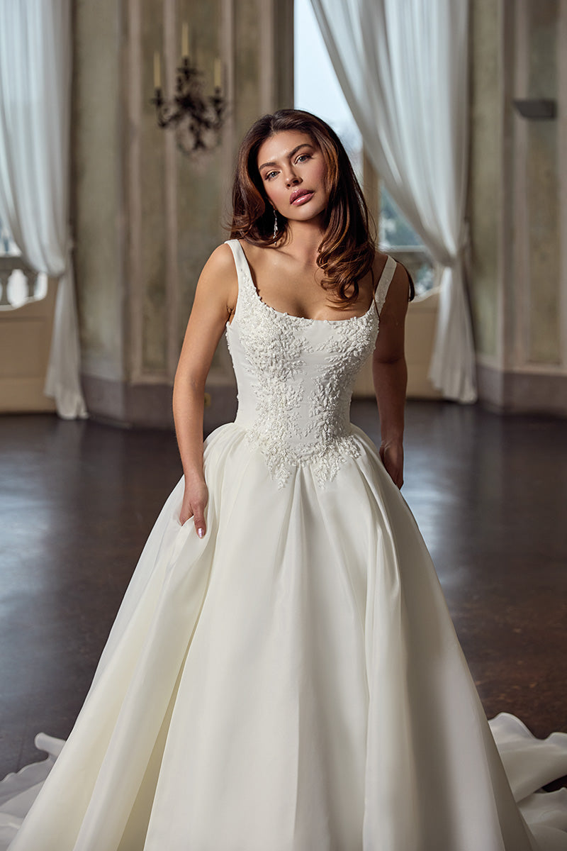 Blanche Wedding Dress