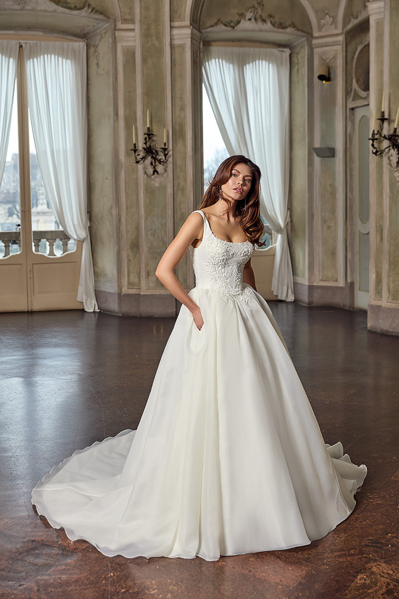 Blanche Wedding Dress