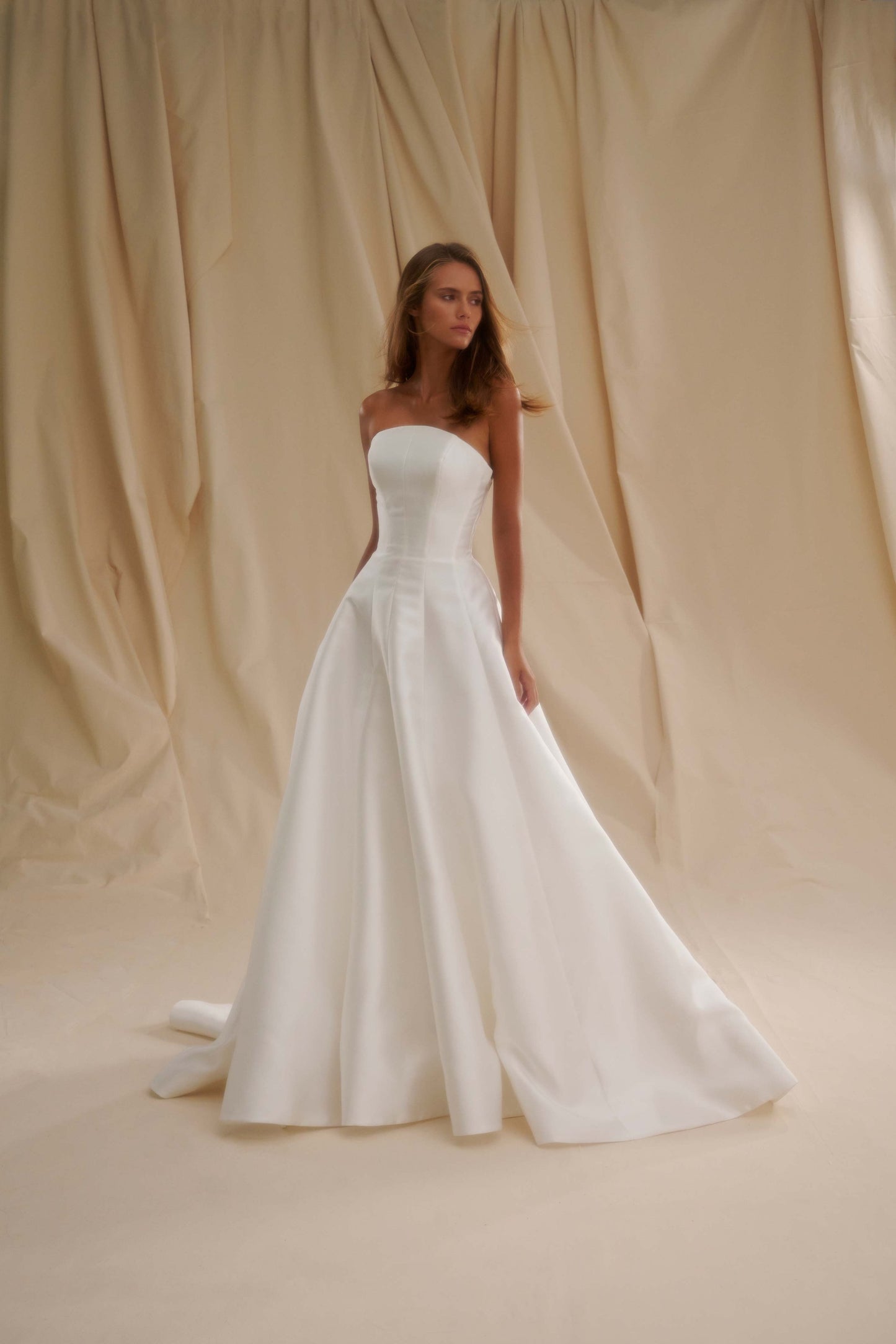 Decorative Seams Wedding Dress