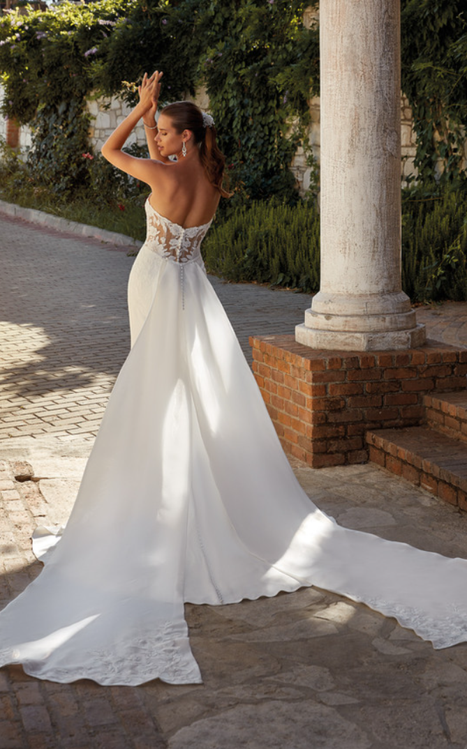 Cleo Wedding Dress