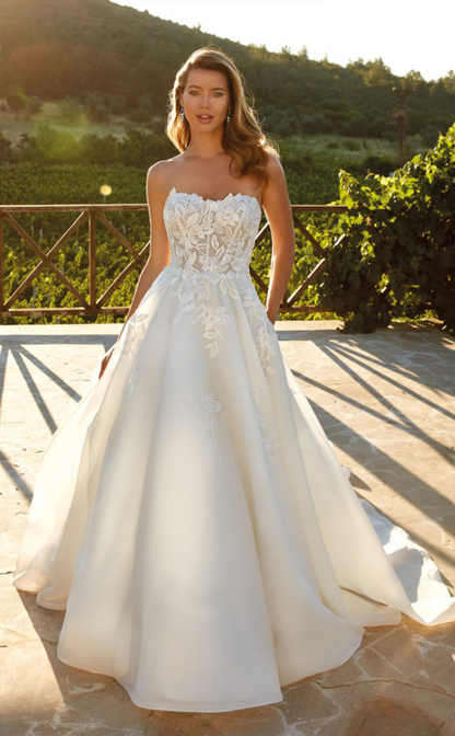 Erin Wedding Dress