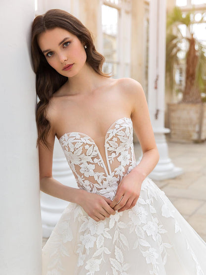 Shiloh Wedding Dress