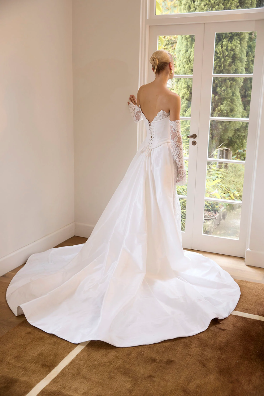 Bobbie Wedding Dress