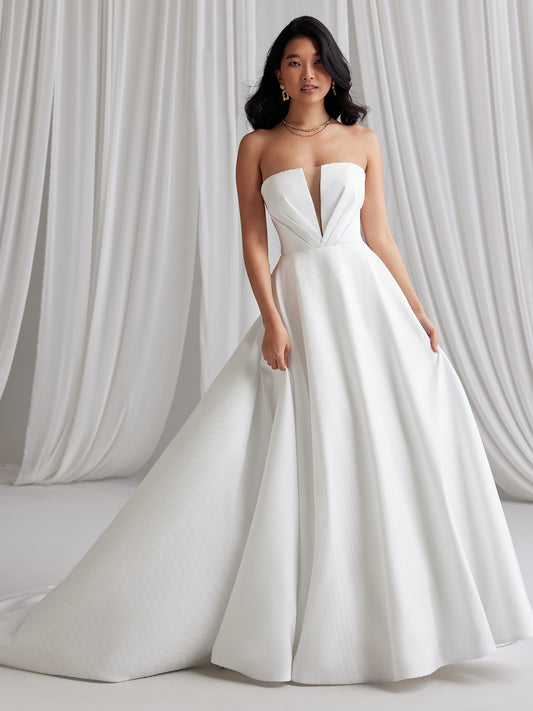 Amber Marie Wedding Dress