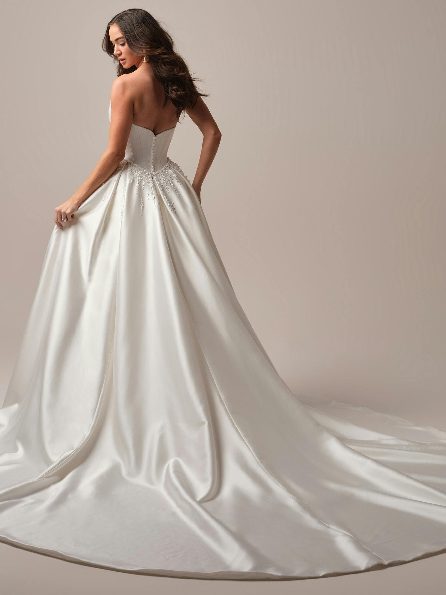 MAGGIE SOTTERO/ウェディングドレス/マーメイドドレス Melissa Peekaboo Pearl Satin Mermaid Bridal Dress | Maggie Sottero