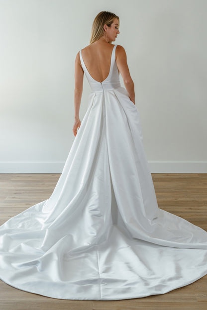 Manon Wedding Dress