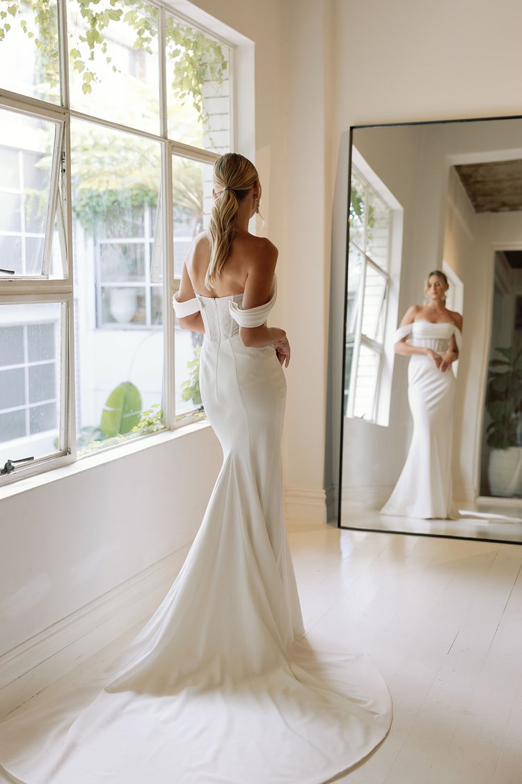 Eva Wedding Dress