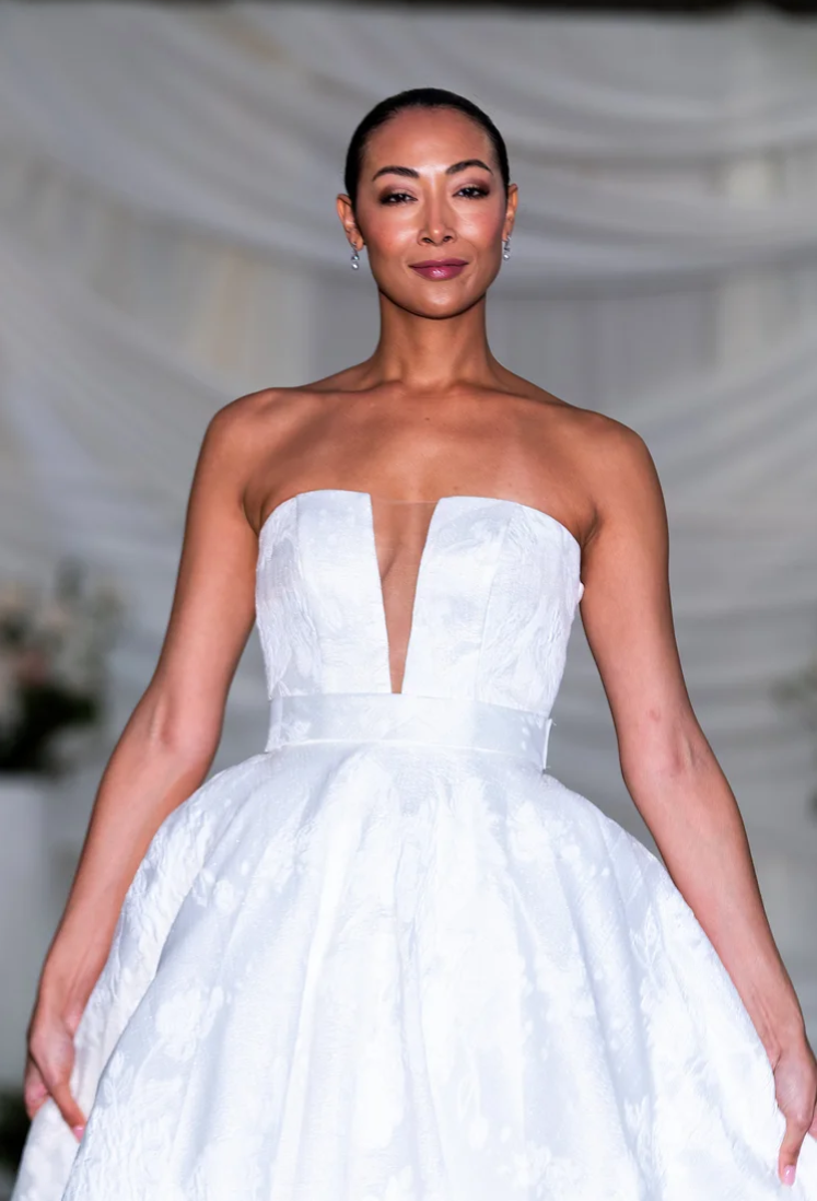 Daphne Wedding Dress