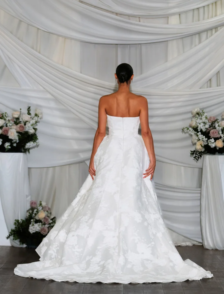 Daphne Wedding Dress
