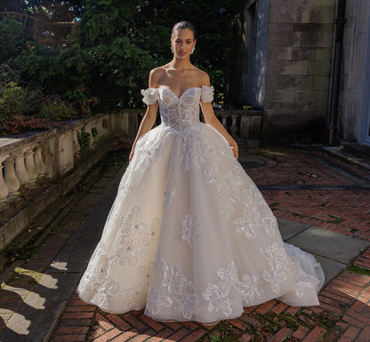 Graceful Off-Shoulder Wedding Dress