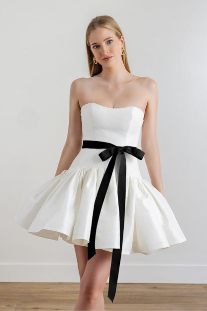 Leoni Little White Dress