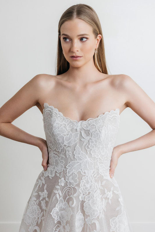 Saskia Wedding Dress