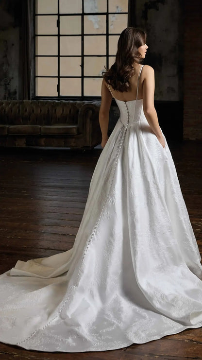 Jolie Wedding Dress