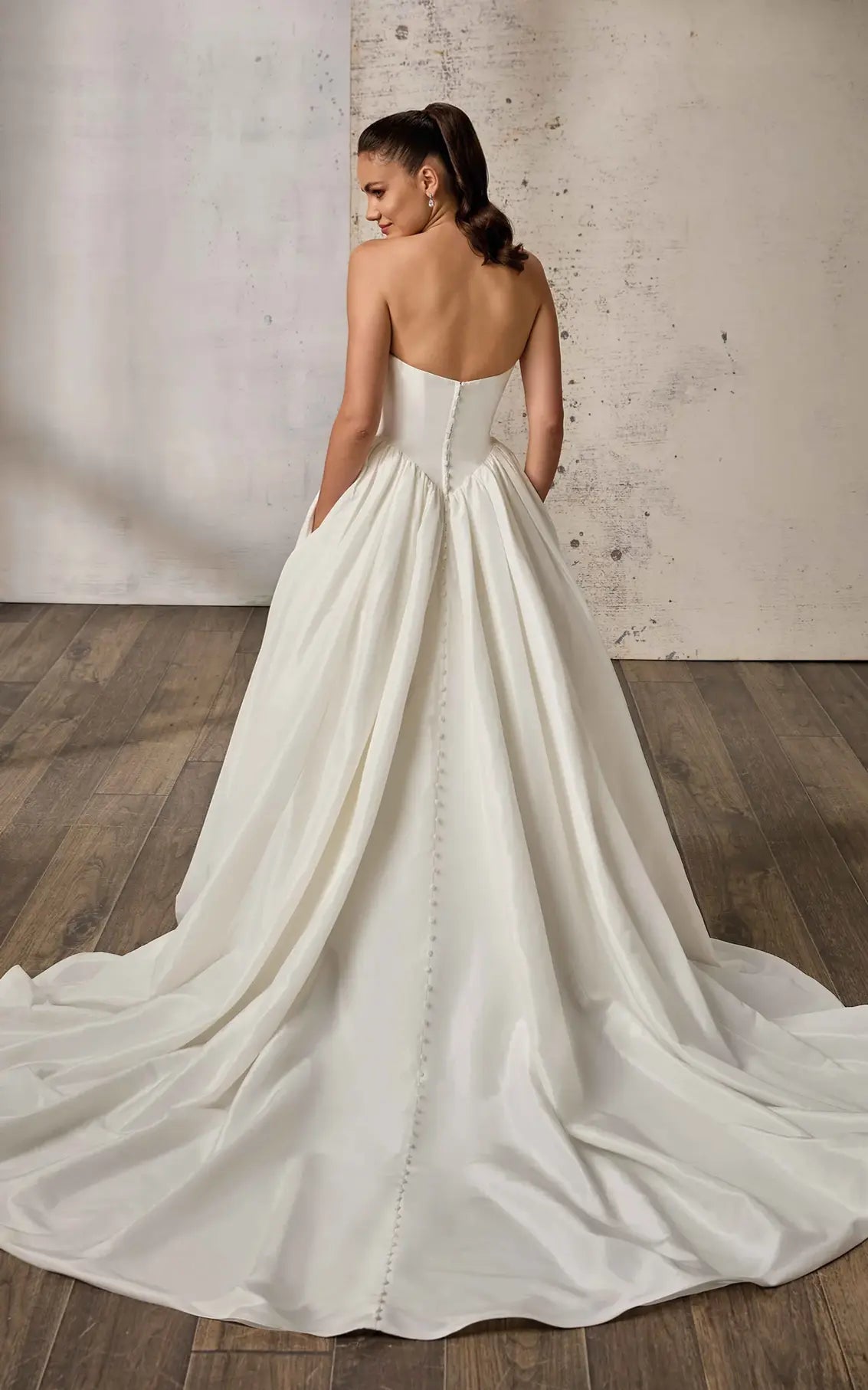 Kirsten Wedding Dress