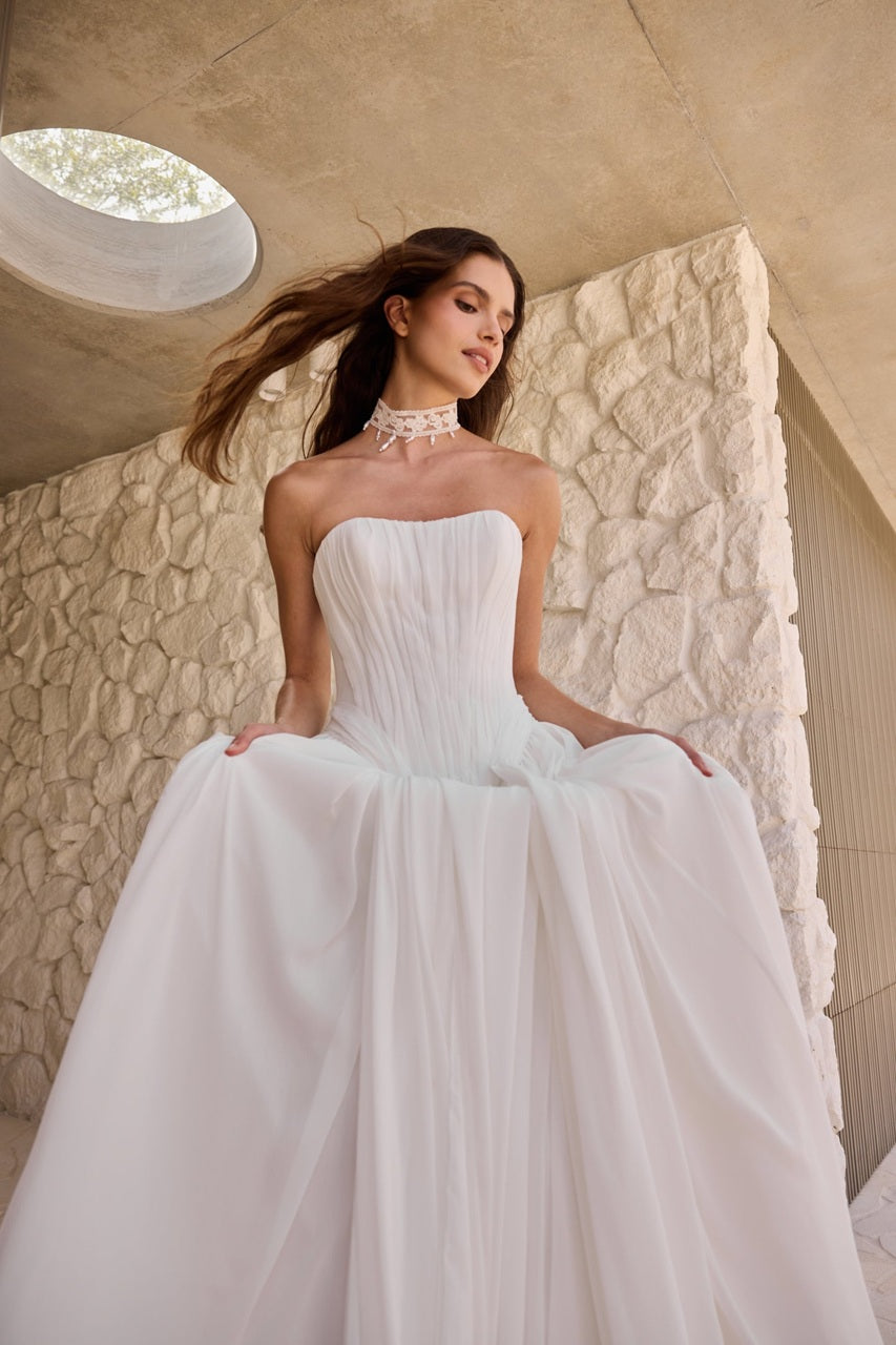 Diamanta Wedding Dress