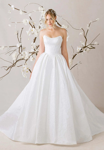 Coppéllia Wedding Dress