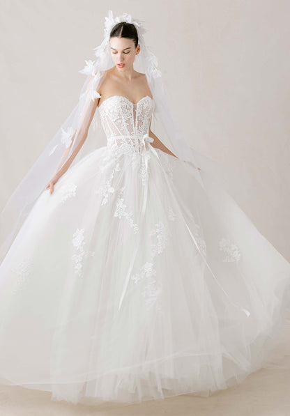 Relevé Wedding Dress