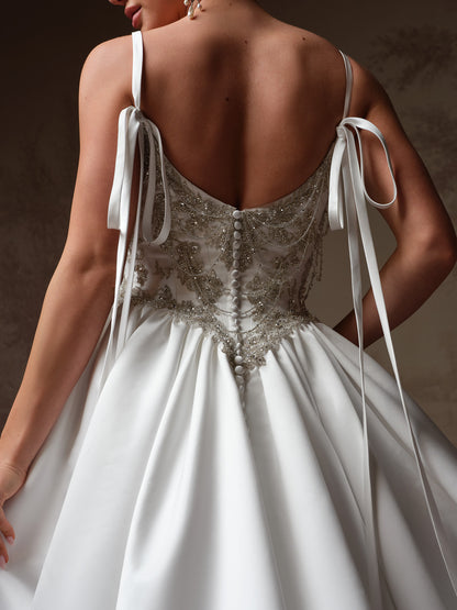 Aelarion Wedding Dress