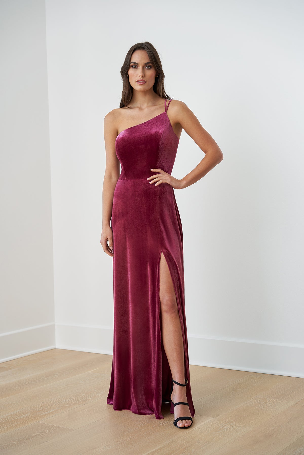 stretch velvet bridesmaid dresses One-Shoulder Dress – Bridal and Formal african Maxi Dresses + Sneakers Color:Pale-Yellow Celebrate in style