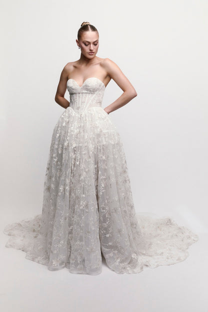 Annemieke with Pannier Wedding Dress