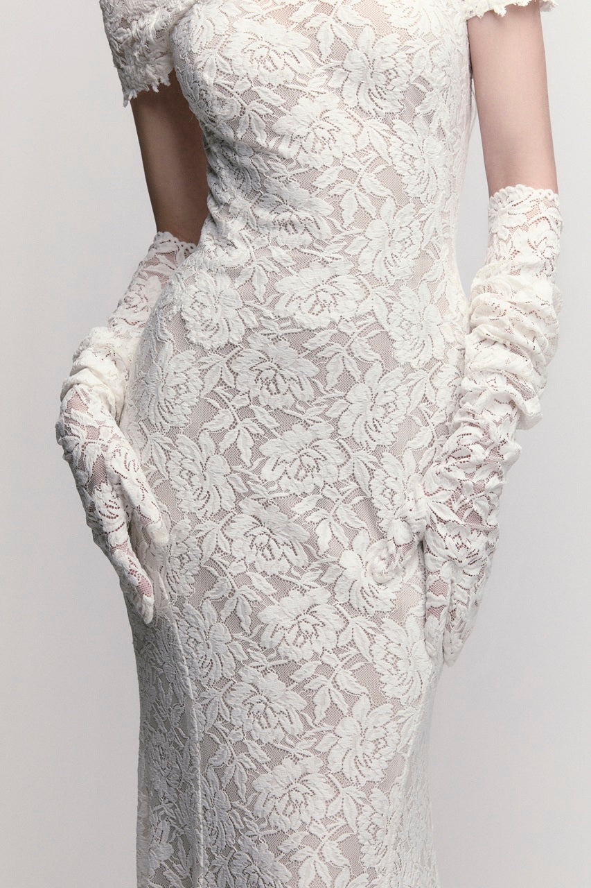 Franziska with Gloves Wedding Dress